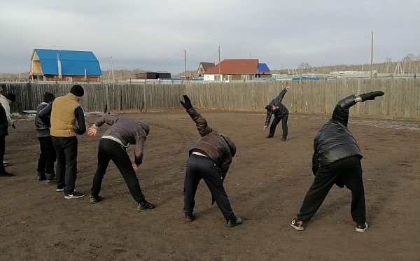 Cпортивная тренировка под руководством профессионального тренера